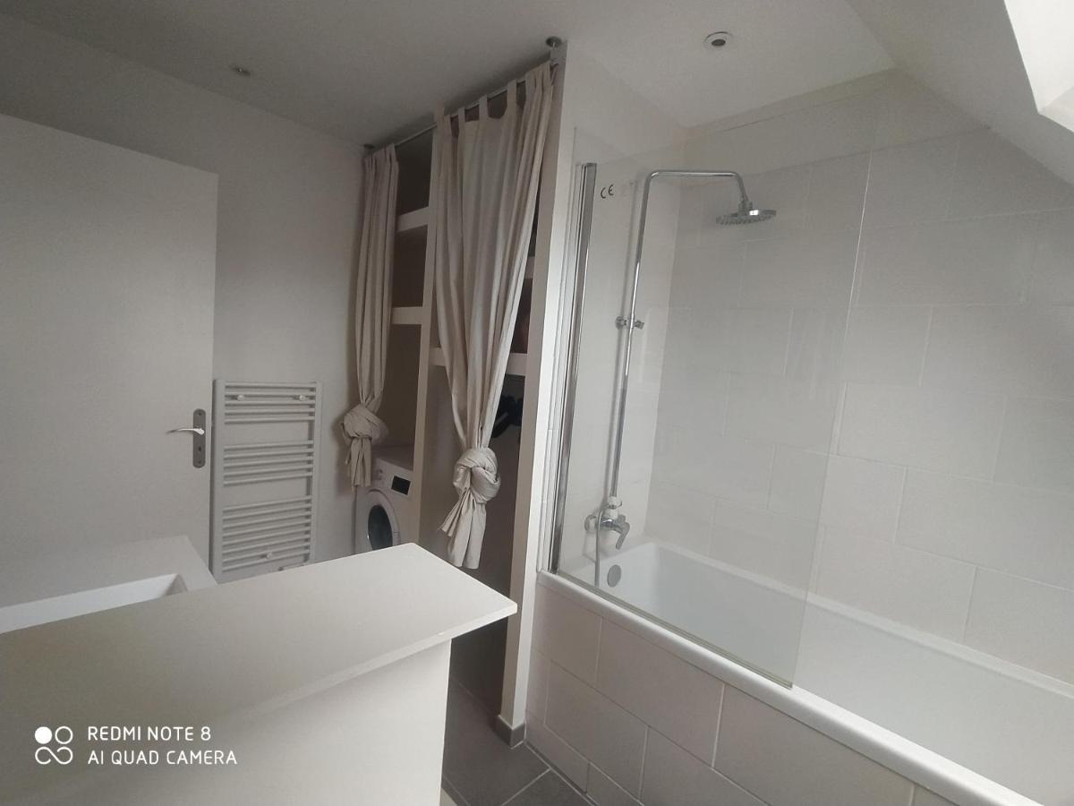 Duplex Centre Historique Apartment Caen Bagian luar foto