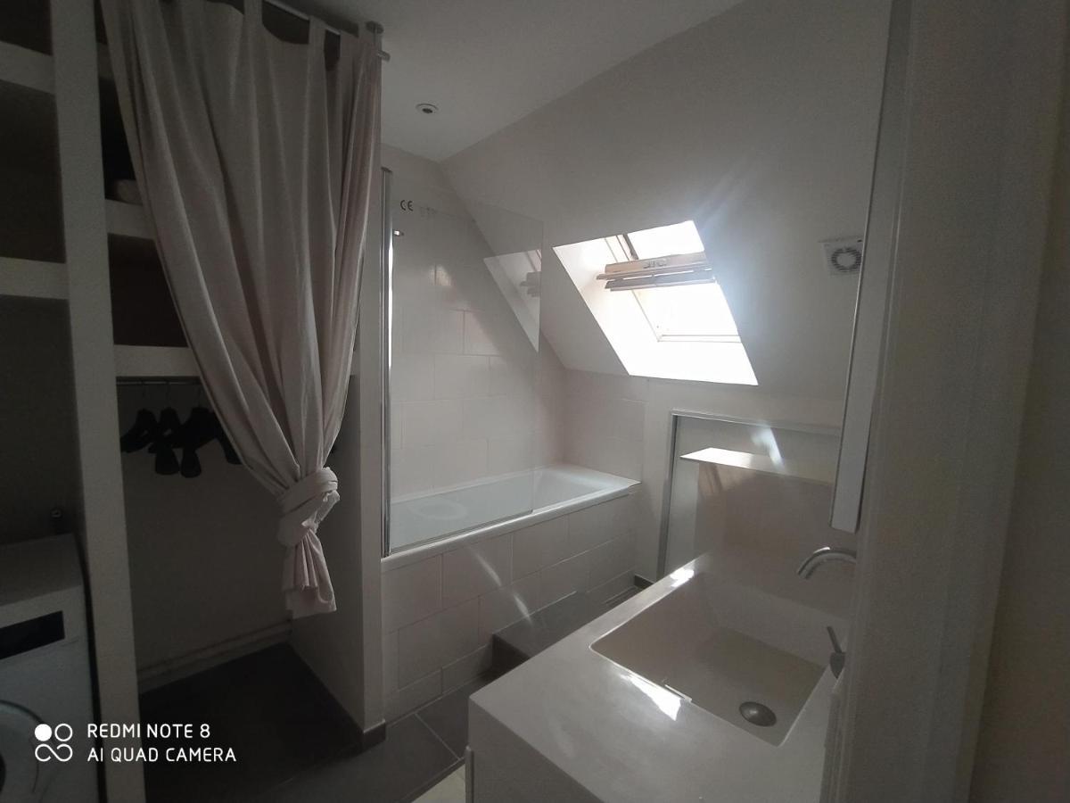 Duplex Centre Historique Apartment Caen Bagian luar foto